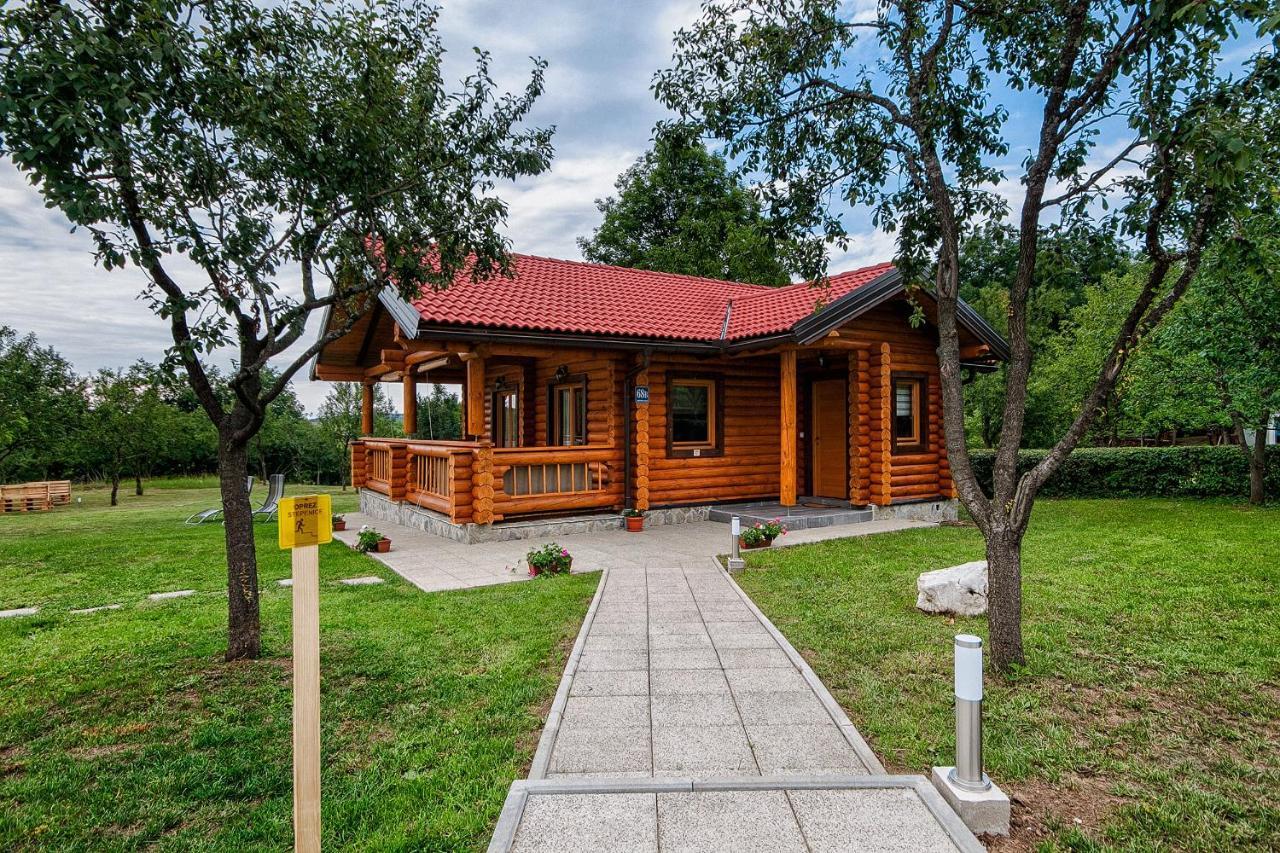 Country Lodge Vukovic Rakovica Bagian luar foto